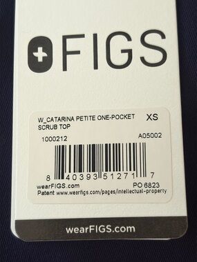 FIGS Navy Catarina Petite One-Pocket Scrub Top , size XSmall
